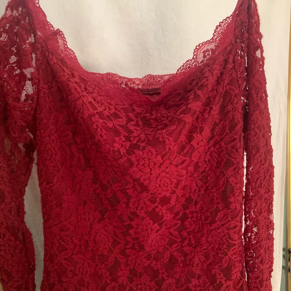 Long sleeve off the shoulder